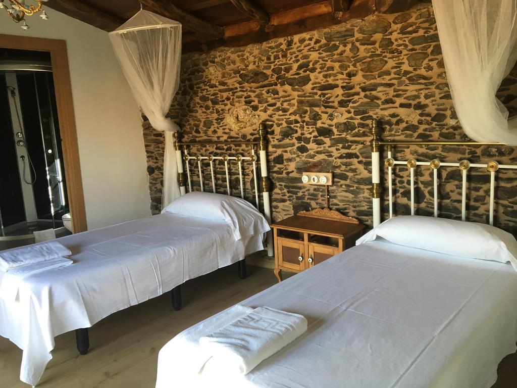 Vila Peregrina Castaneda  Екстериор снимка